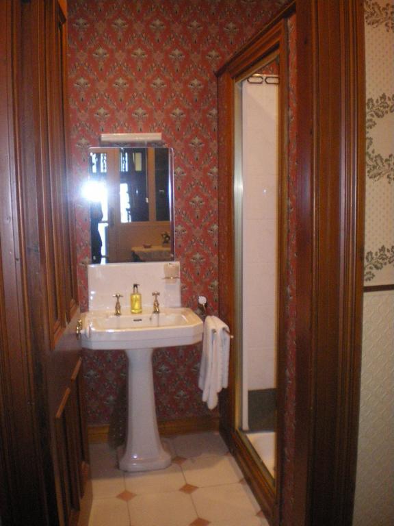 אייר Langley Bank Guest House מראה חיצוני תמונה